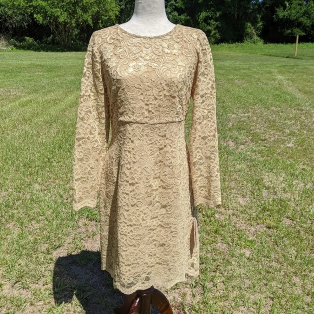 NWT. Nanette Lepore. Size 10. Gold Poetic